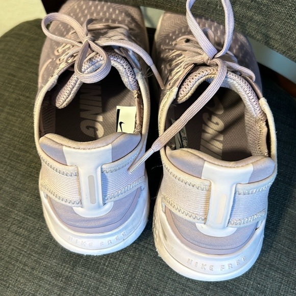 Women’s 2018 Nike Free RN Running Shoe in Elemental Rose/Gunsmoke Size 8.5 - Picture 7 of 10